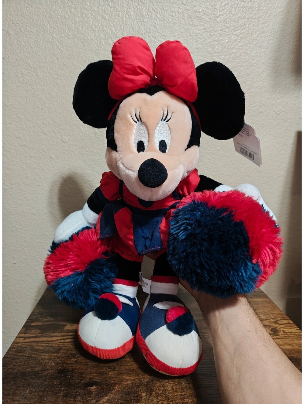 Cute Vintage Rare Walt Disney World Cheerleader Minnie 12" Plush.